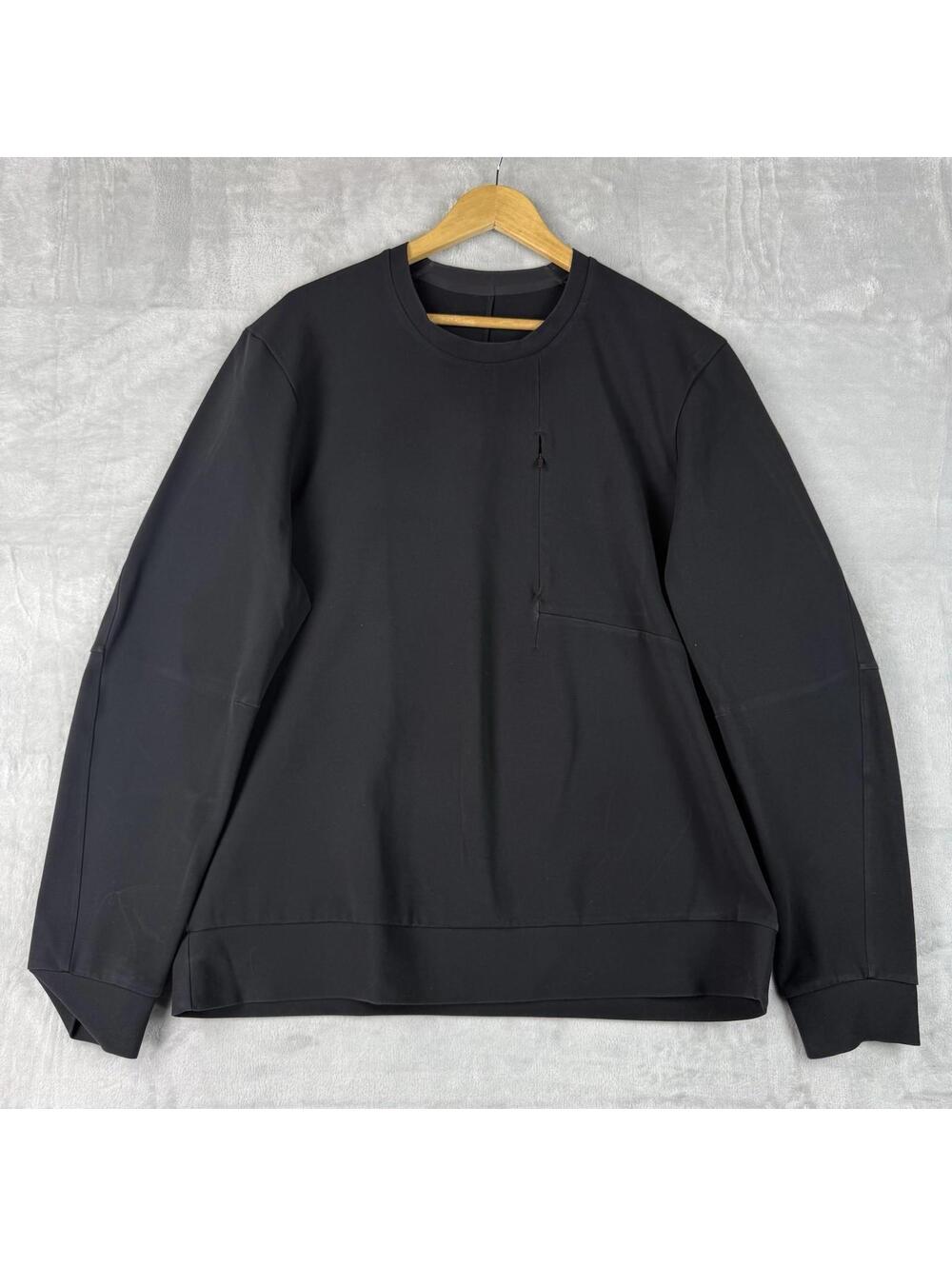 Lululemon Sojourn Long Sleeve Crew Sweatshirt Men Size XL Black Zip Pocket Flaws